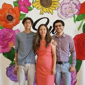 Meet your Posher, Rosa